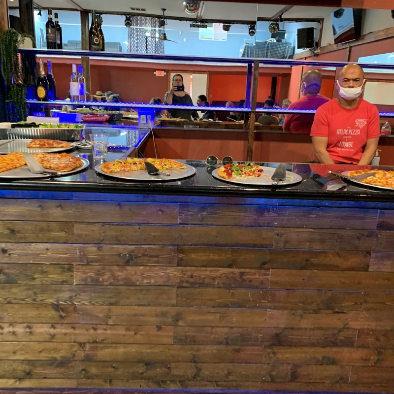 We were down to just a couple slivers of pizza left at the end of the evening.