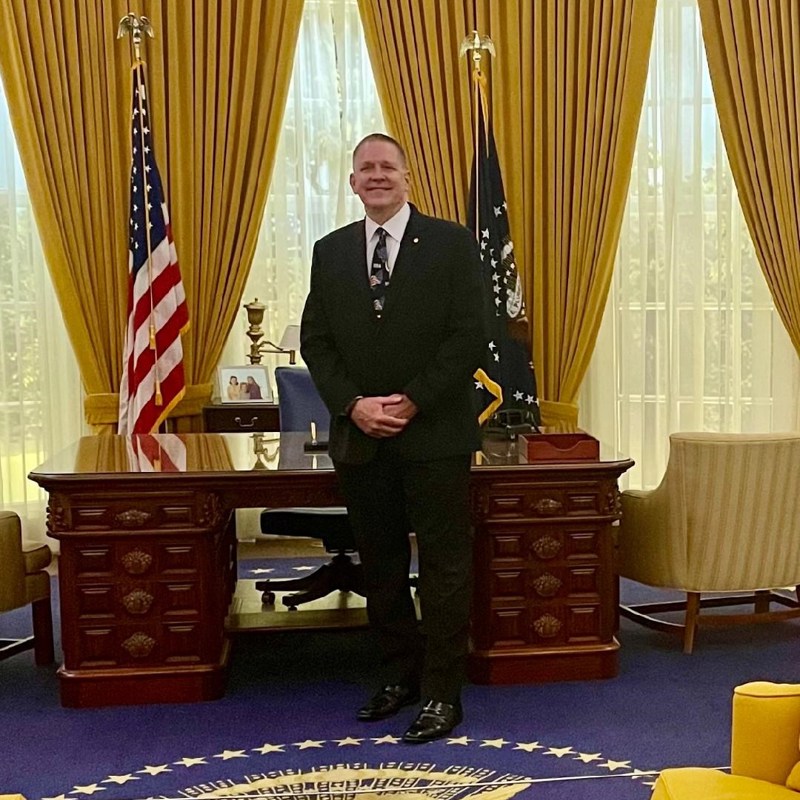 Enjoying a day at the Oval Office.