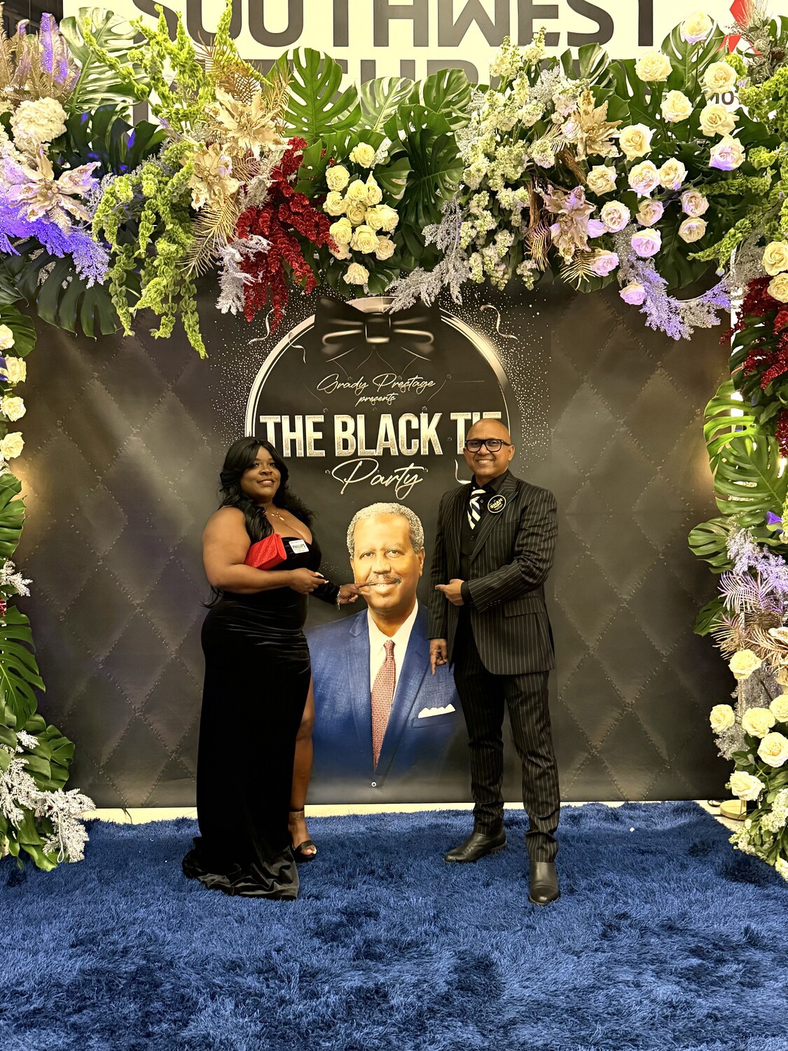 COMM. GRADY PRESTAGE BLACK TIE GALA