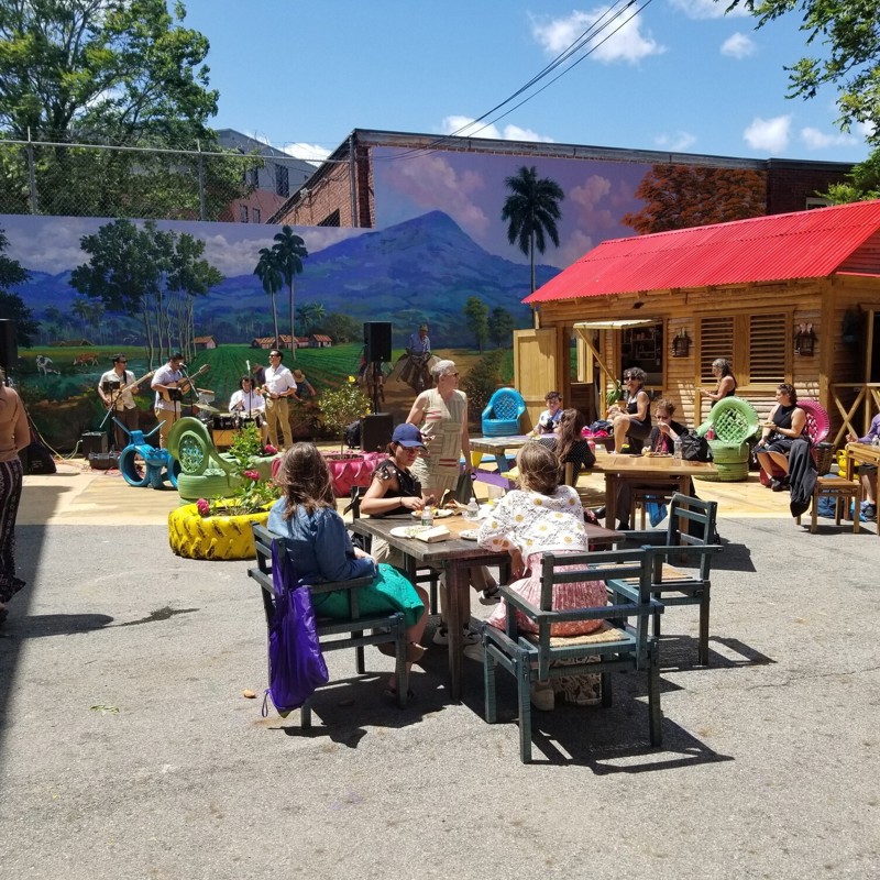 The North Shore CDC's Punto Urban Art Museum Mural and Restaurant Tour in The Point neighborhood