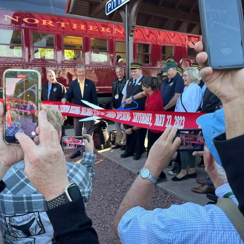 Ribbon cutting for Reading and Northern inaugural Pittston to Jim Thorpe train trip